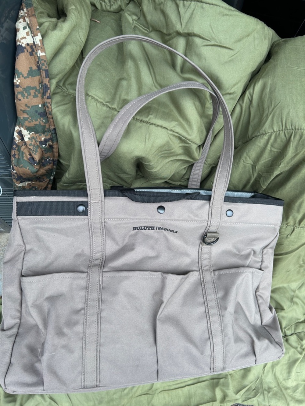 Duluth Trading Co insulated tote